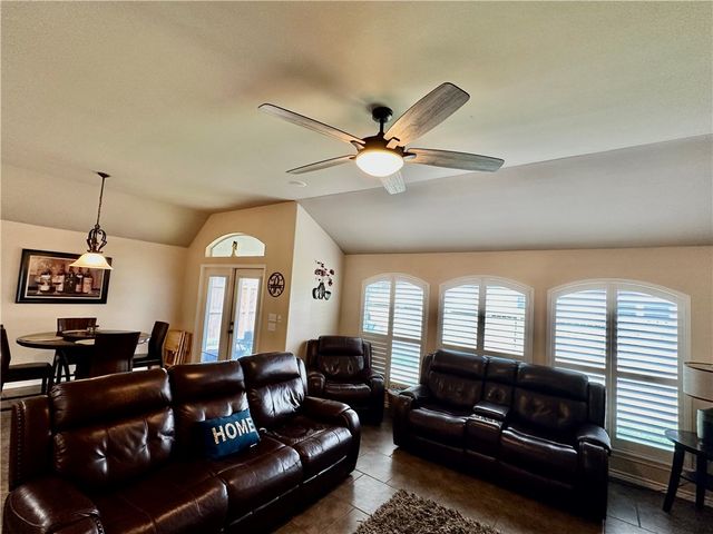 7534 Cannes, Corpus Christi, TX 78414