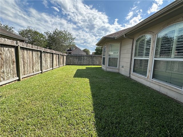 7534 Cannes, Corpus Christi, TX 78414