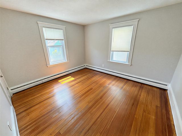 8 Arthur St 1, Salem, MA 01970