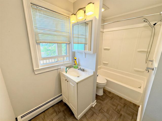 8 Arthur St 1, Salem, MA 01970