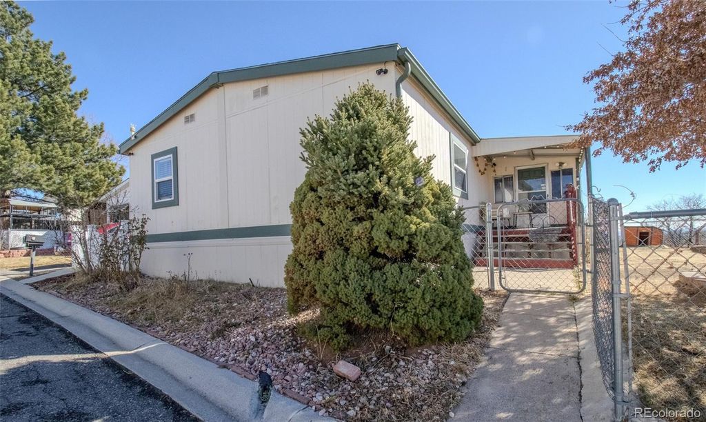 9600 Lark Street, Denver, CO 80260