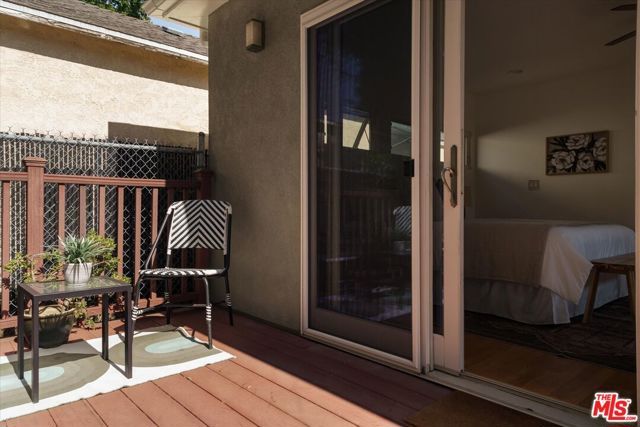 2429 E Glenoaks Boulevard, Glendale, CA 91206