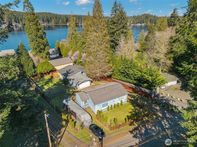 1961 E Mason Lake Drive E, Grapeview, WA 98546