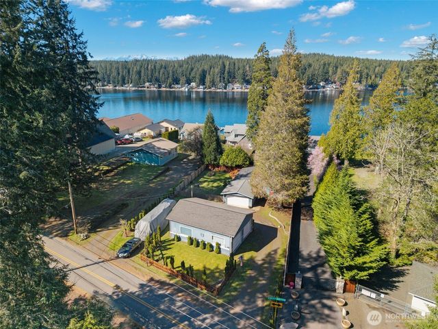 1961 E Mason Lake Drive E, Grapeview, WA 98546