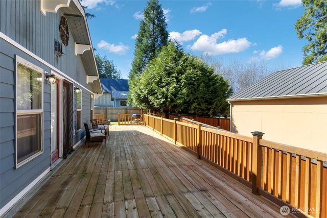 1961 E Mason Lake Drive E, Grapeview, WA 98546