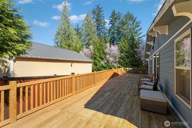 1961 E Mason Lake Drive E, Grapeview, WA 98546