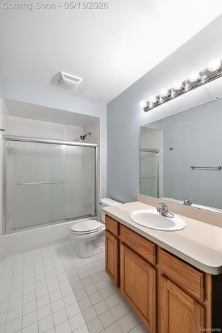 1403 S Main Street, Royal Oak, MI 48067