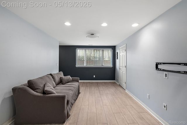 1403 S Main Street, Royal Oak, MI 48067