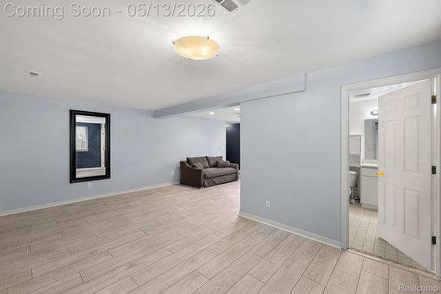 1403 S Main Street, Royal Oak, MI 48067