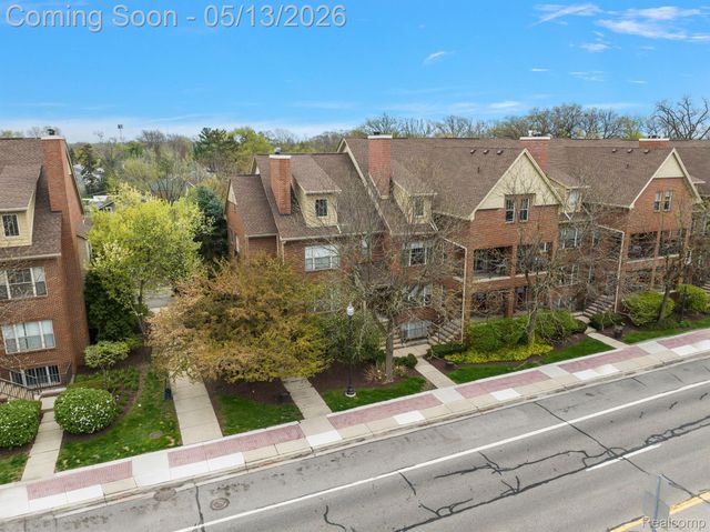 1403 S Main Street, Royal Oak, MI 48067