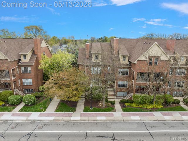 1403 S Main Street, Royal Oak, MI 48067