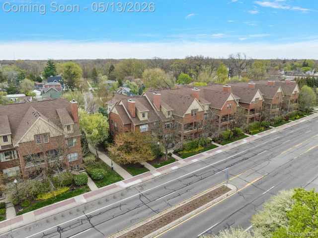 1403 S Main Street, Royal Oak, MI 48067