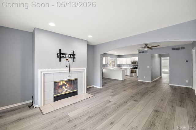 1403 S Main Street, Royal Oak, MI 48067