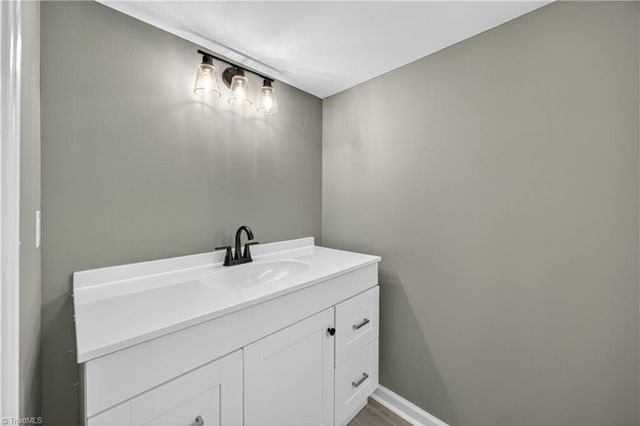 613 Thomas Street, Reidsville, NC 27320