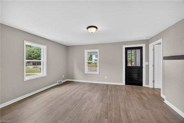 613 Thomas Street, Reidsville, NC 27320