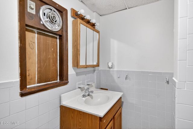 238 Ontario Street, Albany, NY 12203