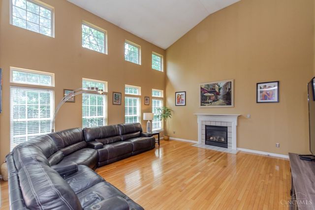 1730 Olde Haley Drive, Centerville, OH 45458