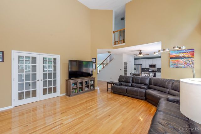 1730 Olde Haley Drive, Centerville, OH 45458