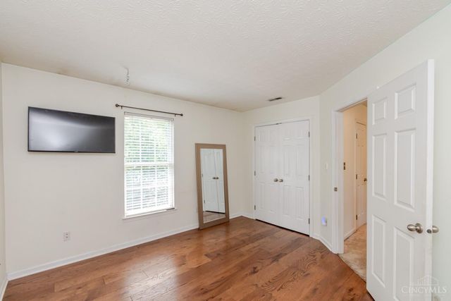 1730 Olde Haley Drive, Centerville, OH 45458