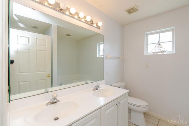 1730 Olde Haley Drive, Centerville, OH 45458