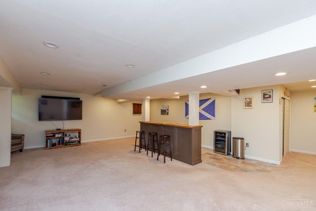 1730 Olde Haley Drive, Centerville, OH 45458