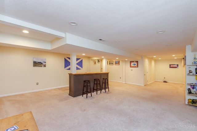 1730 Olde Haley Drive, Centerville, OH 45458