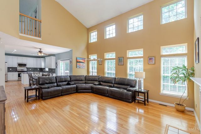 1730 Olde Haley Drive, Centerville, OH 45458