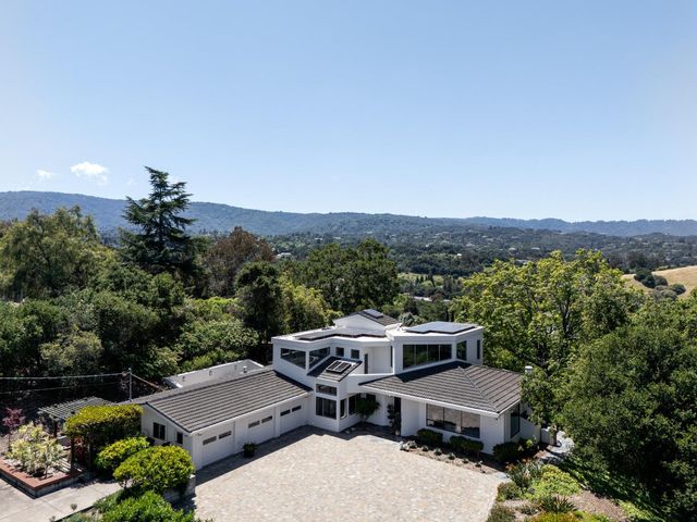 13057 La Cresta Drive, Los Altos Hills, CA 94022