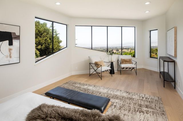 13057 La Cresta Drive, Los Altos Hills, CA 94022