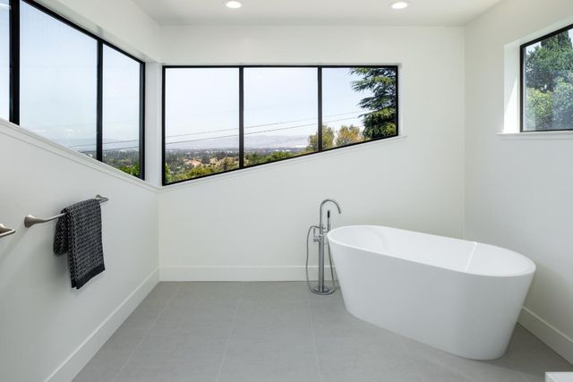 13057 La Cresta Drive, Los Altos Hills, CA 94022