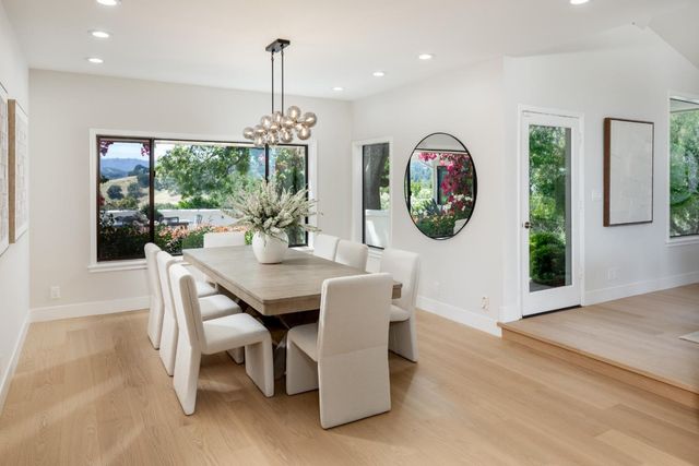 13057 La Cresta Drive, Los Altos Hills, CA 94022