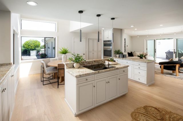 13057 La Cresta Drive, Los Altos Hills, CA 94022
