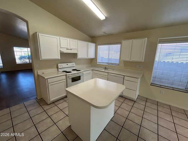 51 N DEL PUEBLO Place, Chandler, AZ 85226