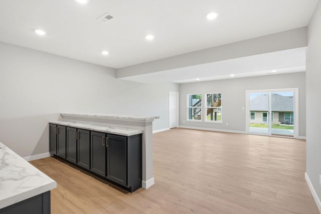6051 TAMARACK DR, Columbia, MO 65203