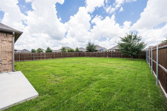 2817 Diamondback Drive, Melissa, TX 75454