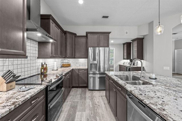 5127 SECRETARIAT RUN, Brooksville, FL 34609