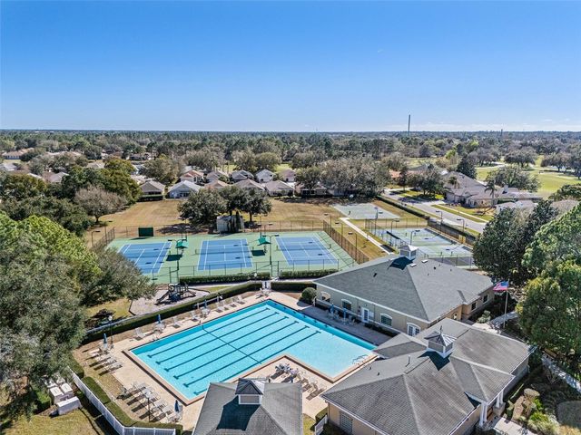 5127 SECRETARIAT RUN, Brooksville, FL 34609