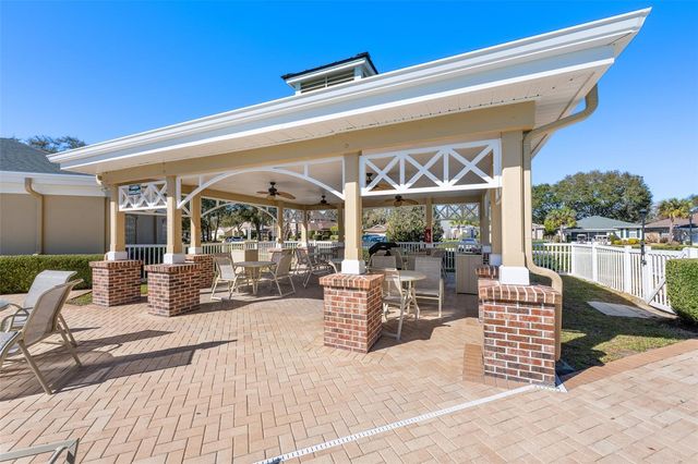 5127 SECRETARIAT RUN, Brooksville, FL 34609