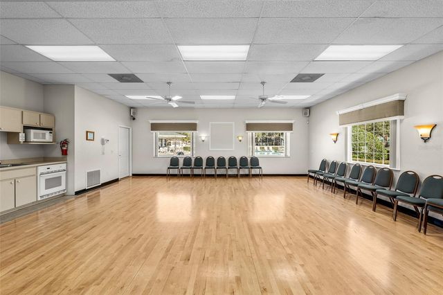 5127 SECRETARIAT RUN, Brooksville, FL 34609