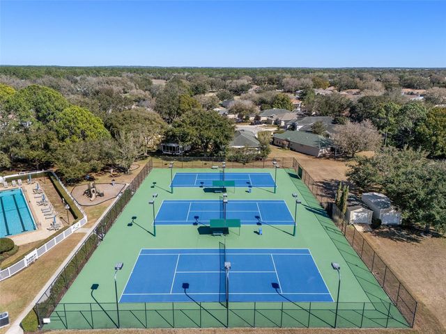 5127 SECRETARIAT RUN, Brooksville, FL 34609