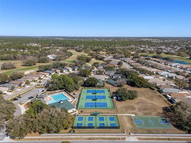 5127 SECRETARIAT RUN, Brooksville, FL 34609