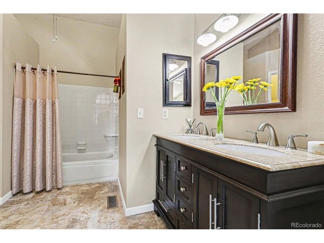 8452 Robb Cir G, Arvada, CO 80005