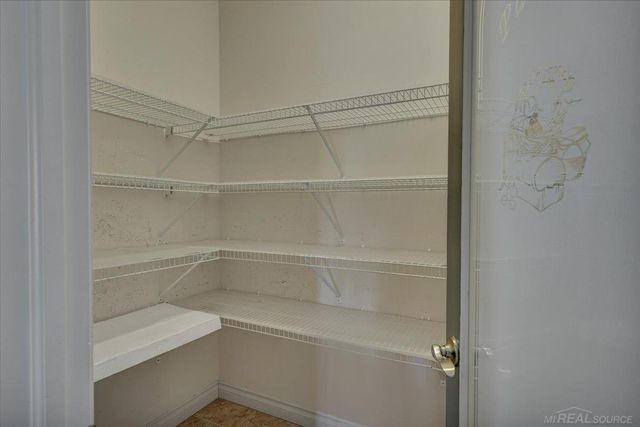 50444 Pinnacle Woods Lane, Macomb Twp, MI 48042