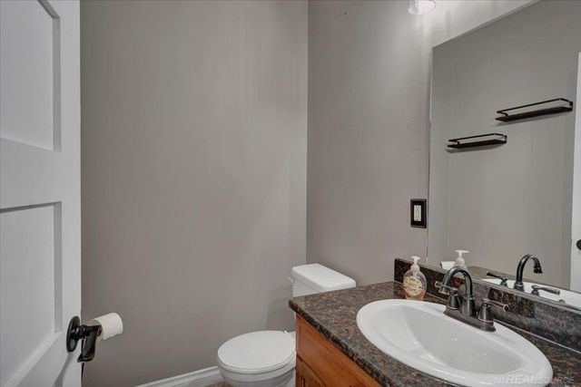 50444 Pinnacle Woods Lane, Macomb Twp, MI 48042