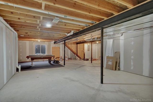 50444 Pinnacle Woods Lane, Macomb Twp, MI 48042