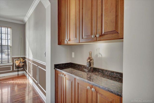 50444 Pinnacle Woods Lane, Macomb Twp, MI 48042