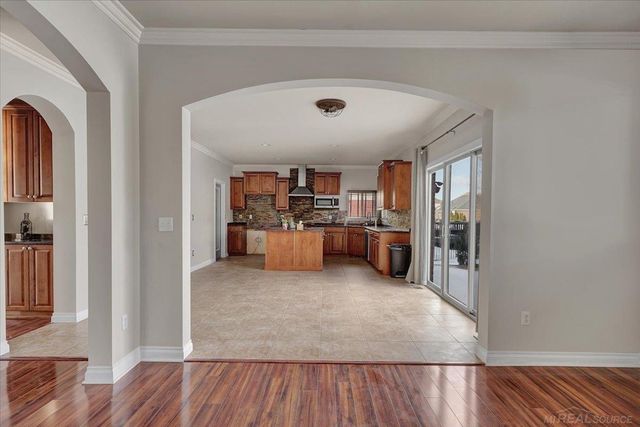 50444 Pinnacle Woods Lane, Macomb Twp, MI 48042