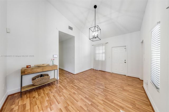 4030 SW 62nd Ave, South Miami, FL 33155