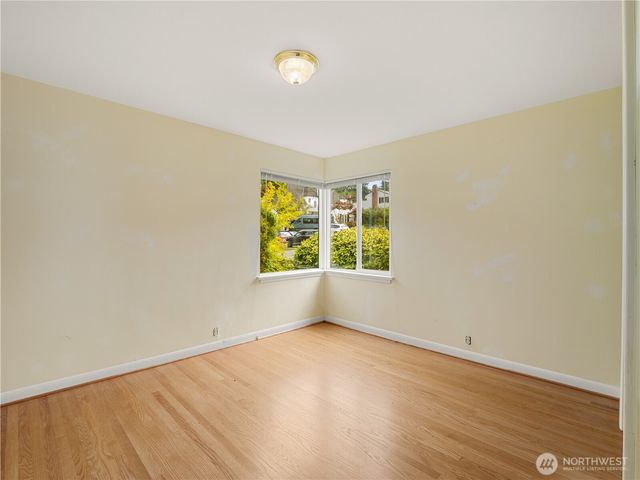 10561 15th Avenue NW, Seattle, WA 98177