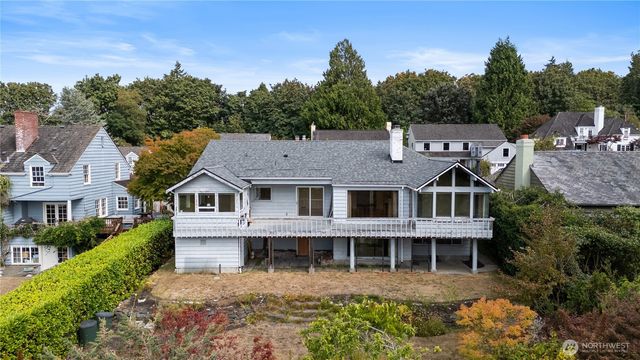 10561 15th Avenue NW, Seattle, WA 98177